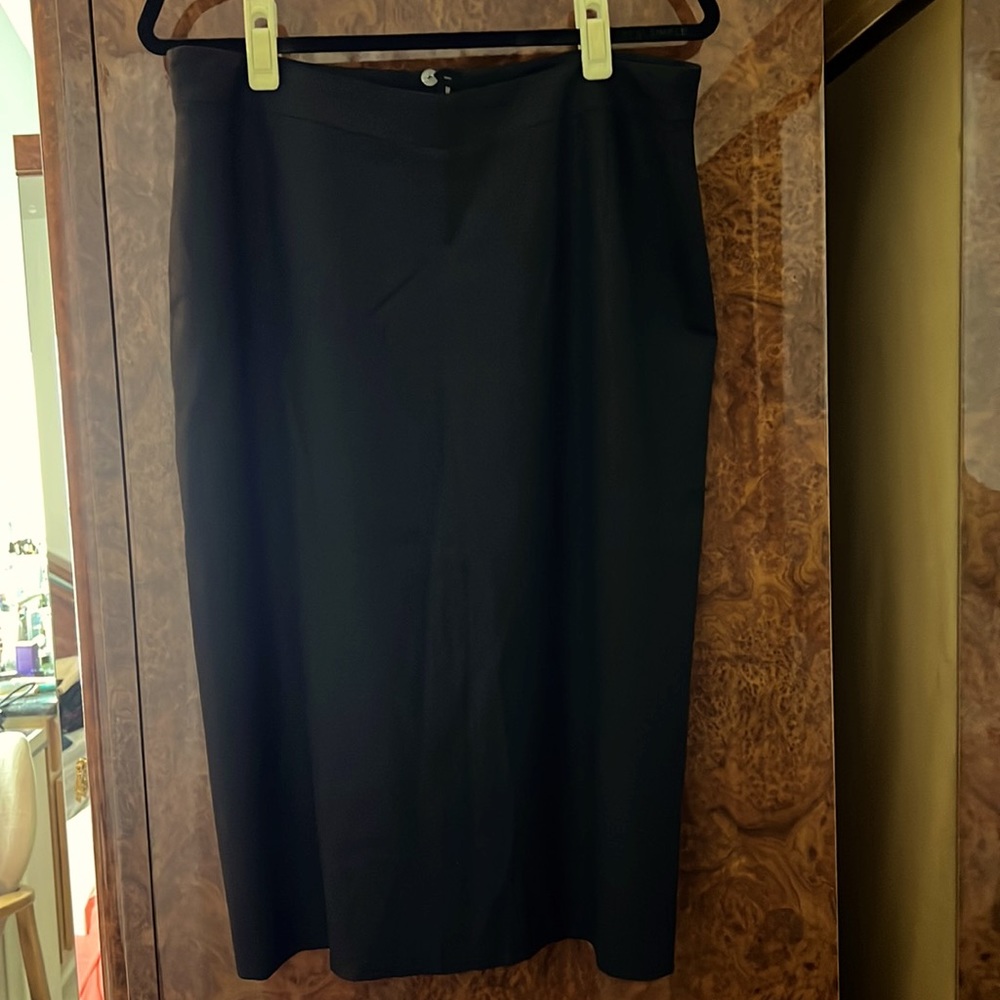 Escada great stretch wool pencil skirt